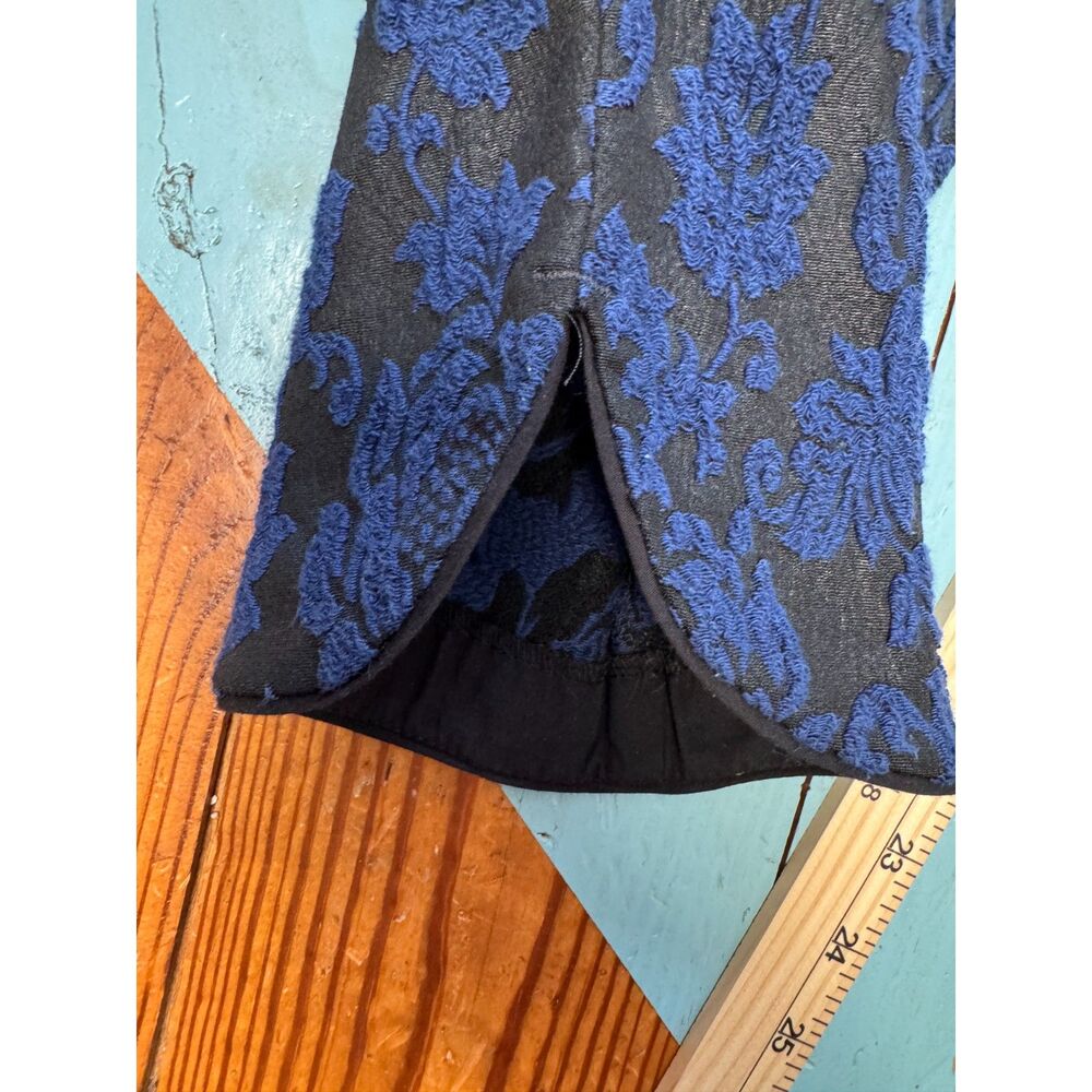 Soft Surroundings Blue Black Floral Jacquard Ankle Pants Petite 12P - Picture 7 of 10